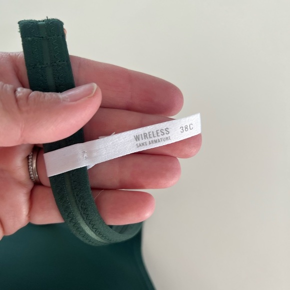 Aerie Real Me Full Coverage Wireless Bra Sycamore Green Size 38C NWOT - Picture 4 of 8